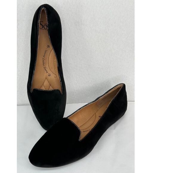 Sofft Beldon Black Velvet Slip On Almond Toe Loafers 1101331 NWT 10M - Picture 1 of 8